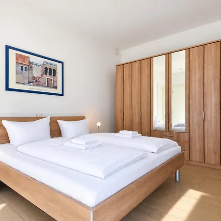 Quartier Ii 3 *