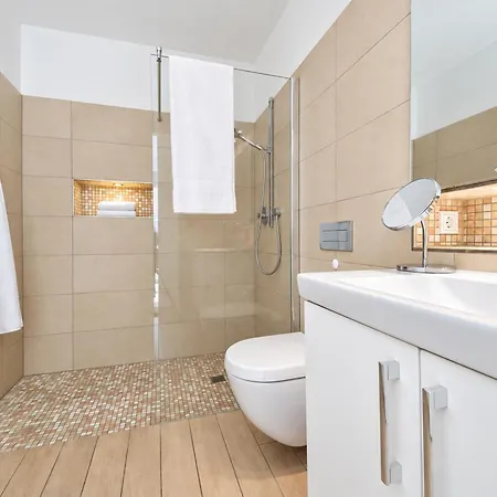 Quartier Ii 3 *